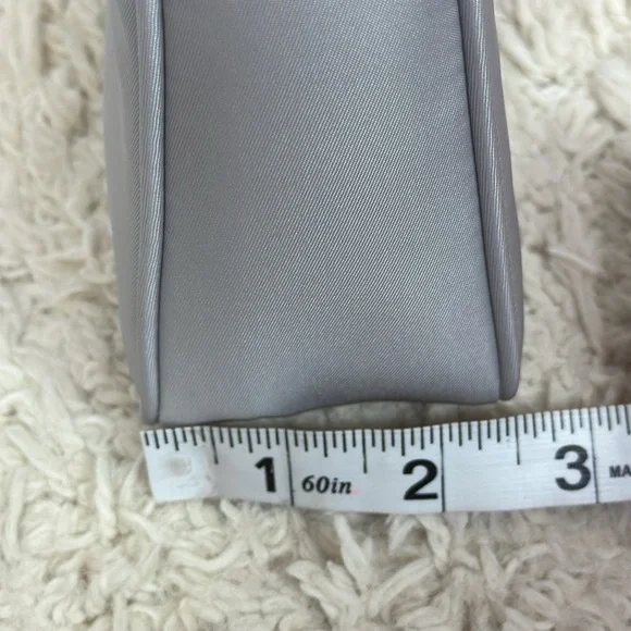 Prada Re-Edition 2000 Re-Nylon Mini Bag Cornflower Silver-tone - Picture 13 of 16